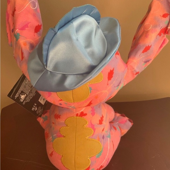 DISNEY PARKS ‘’LILO AND STITCH ‘’ STITCH CRASHES COLLECTION .. POCAHONTAS - Picture 6 of 6